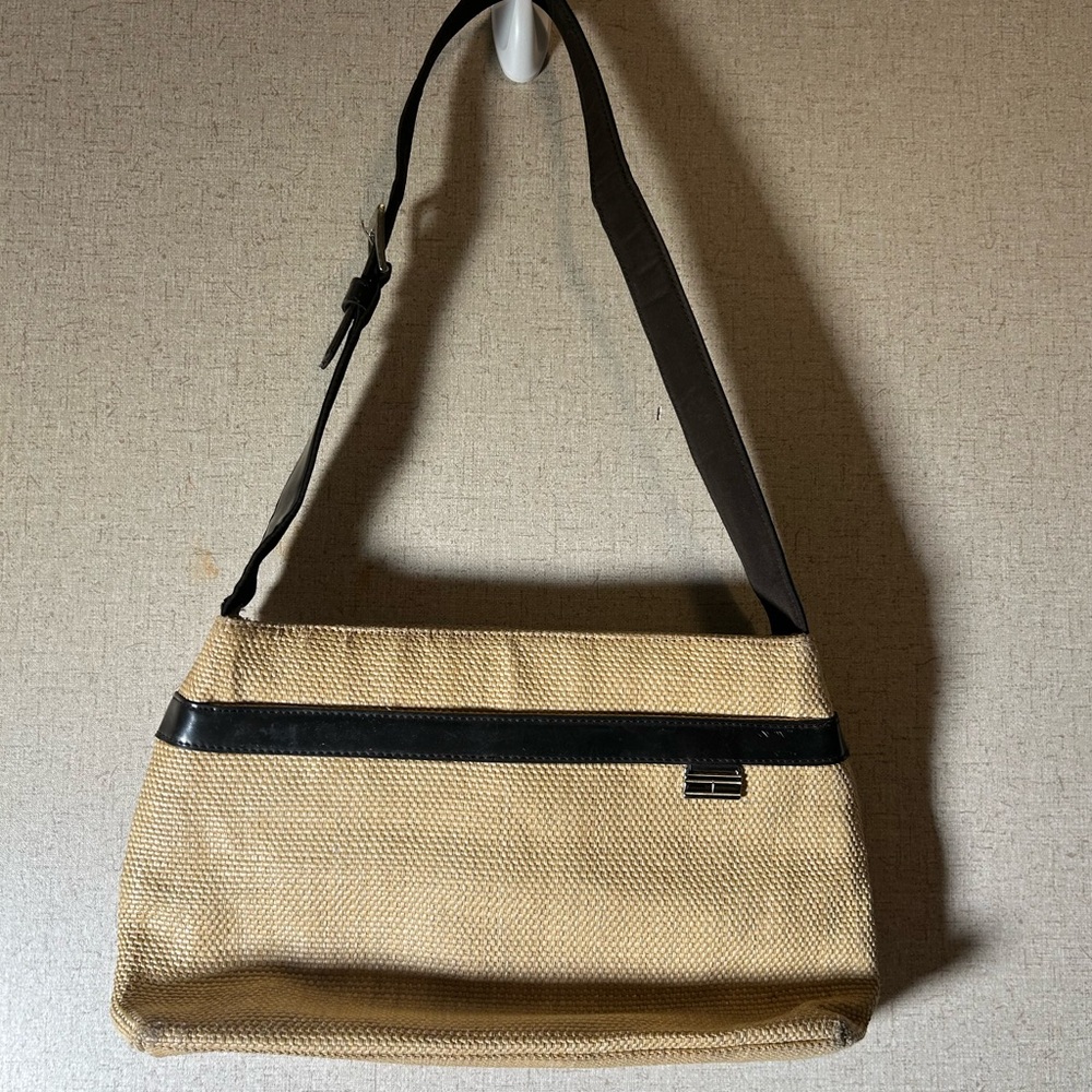 tommy hilfiger straw purse